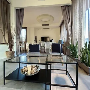 Franchi Hotell Florens