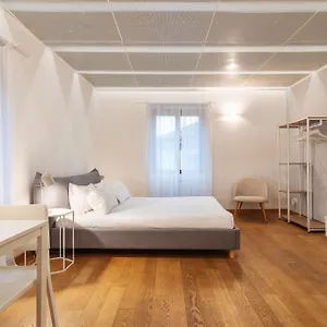 Easyhomes - Spiga Milan