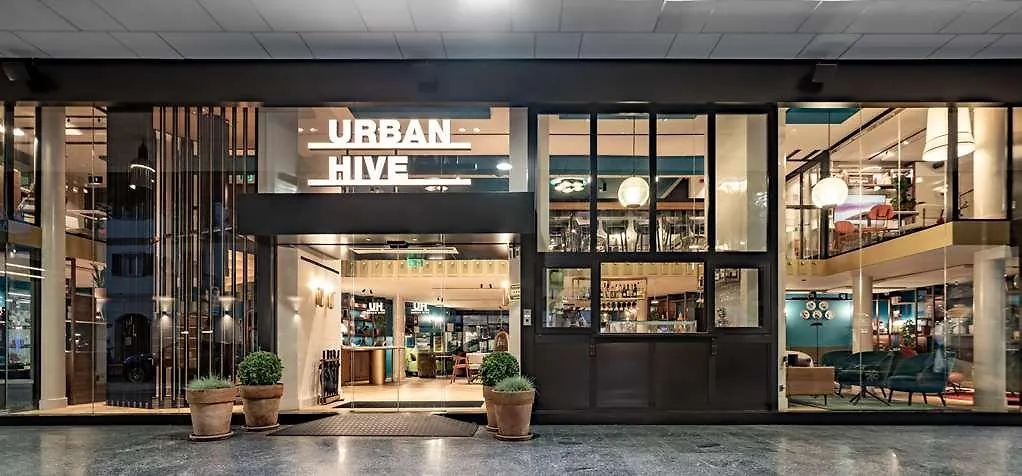 Hotel Urban Hive Milano 4*, Milan
